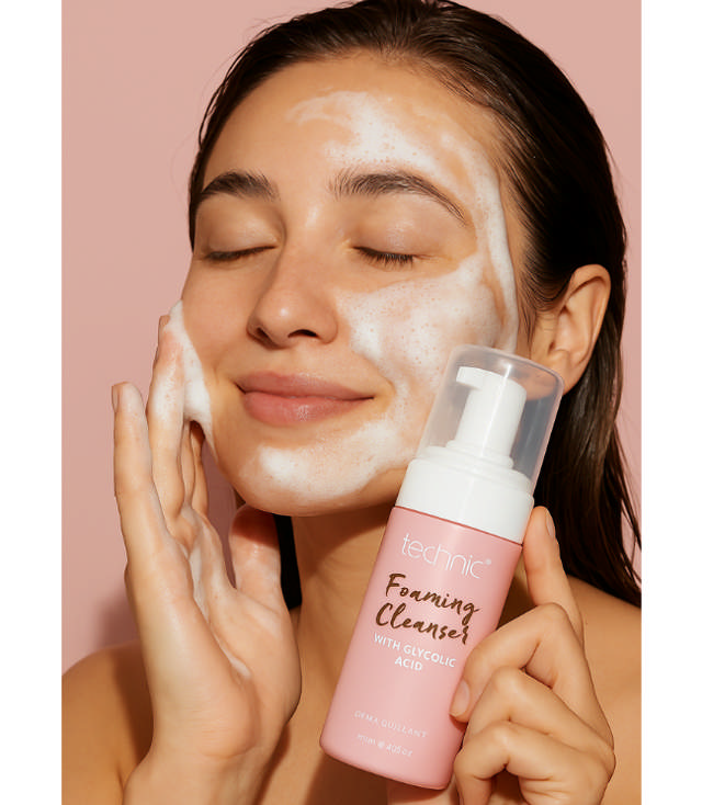 TECHNIC Foaming Cleanser, 120 ml.